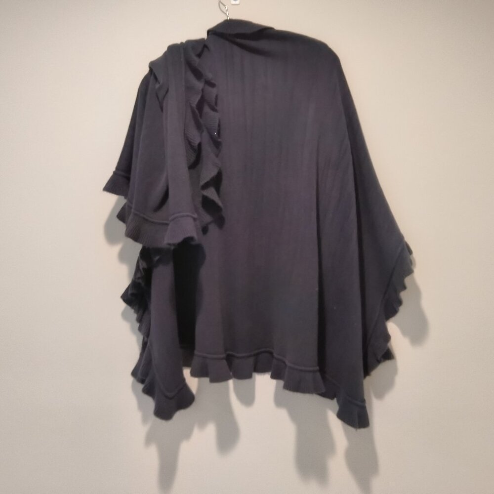 Piarossini Ruffle Trimmed Poncho/Shawl/Wrap - Picture 2 of 4